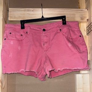 Salmon shorts